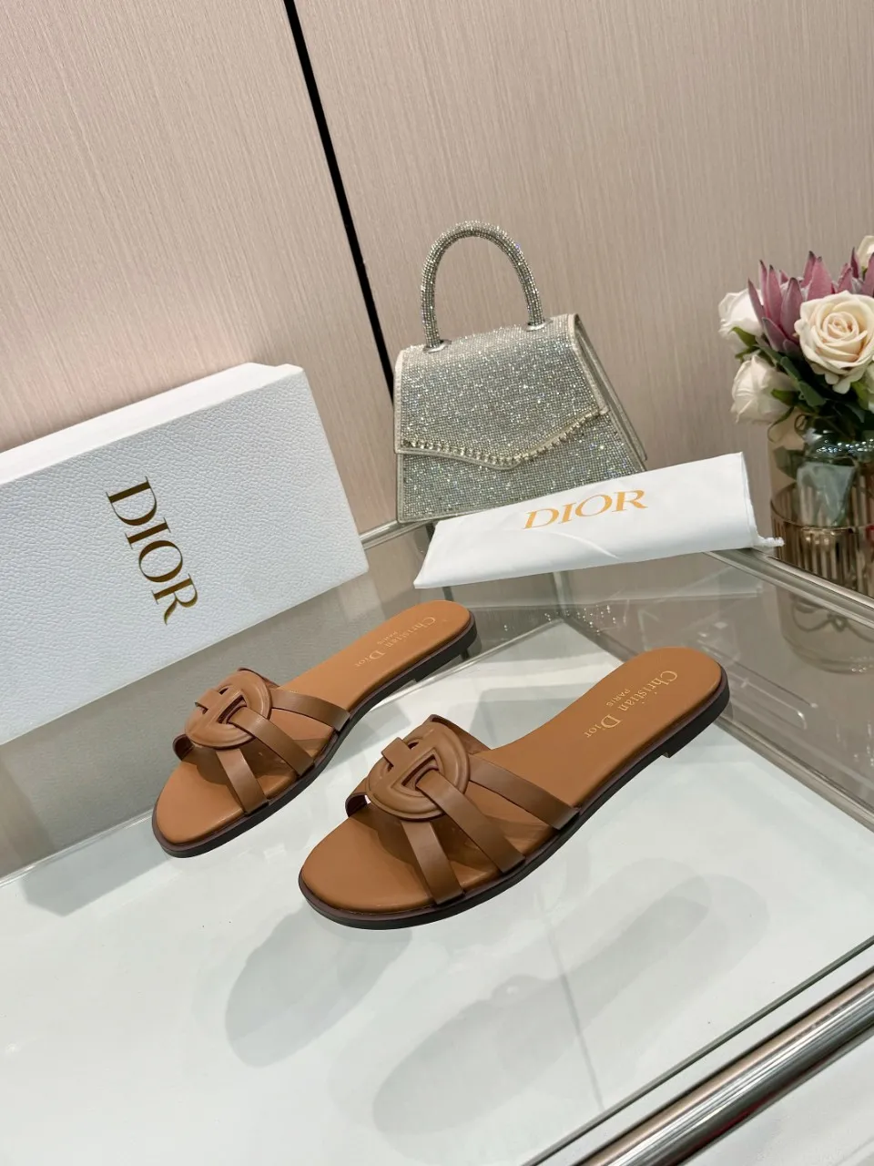 👟👟Ex-factory price 340👟👟 Dior new model, 9 colors available, cowhide fabric, code number 35-42, leather sole +40